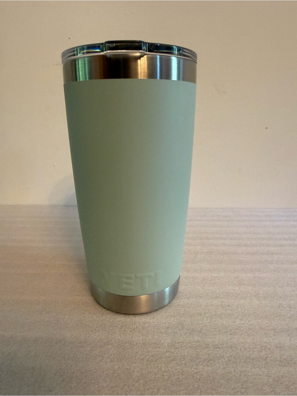 YETI 20 Oz Magslide Tumbler Ridgeline Green - Picture 3 of 9
